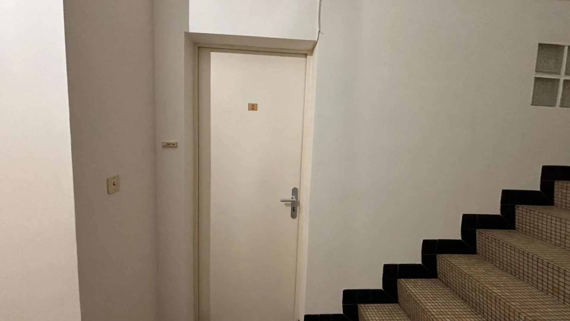 -Le 99 Studio- Centre Residence Parking Wifi Concarneau Appartement