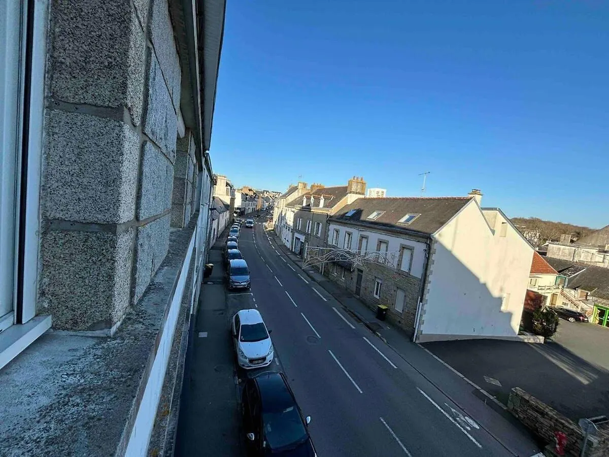 -Le 99 Studio- Centre Residence Parking Wifi Concarneau Francia