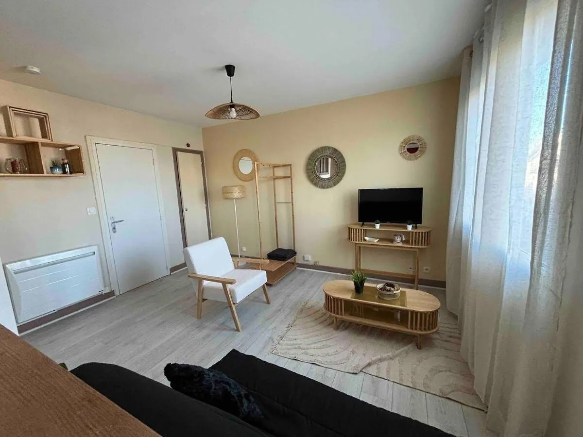 Appartement -Le 99 Studio- Centre Residence Parking Wifi Concarneau