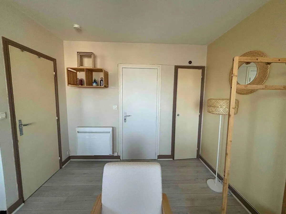 -Le 99 Studio- Centre Residence Parking Wifi Concarneau 0*,